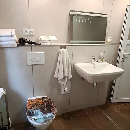 Ferienwohnung * Busenberg